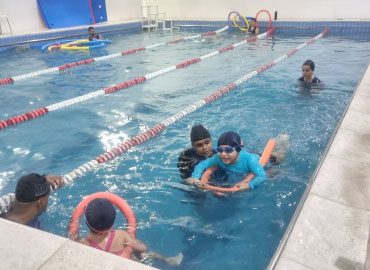 Natação Infantil Marques Gym